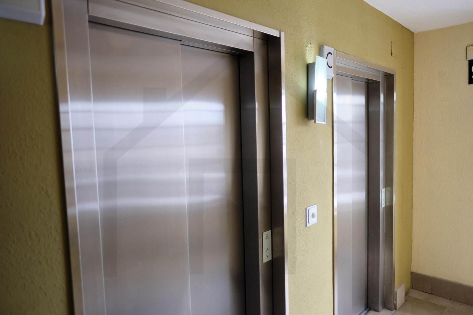 Campoamor Centro - Coqueto Apartamento Con Wifi. 奥维耶多 外观 照片